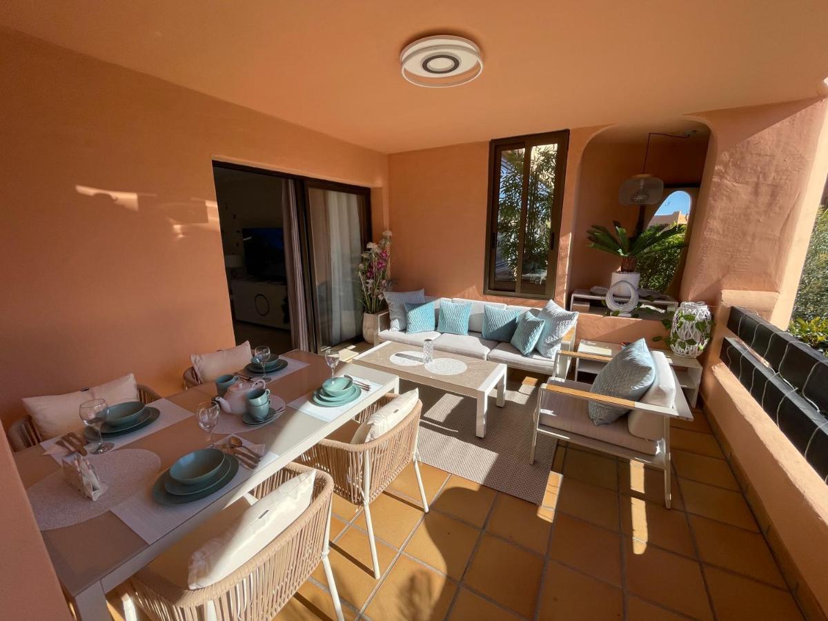 Casares Beach Golf Apartment With Private Garden Direct Pool Access Εξωτερικό φωτογραφία